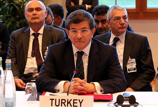 Bakan Davutoğlu Davos'ta