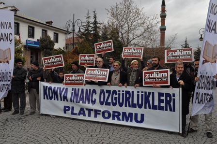“Konferansların İslam’a bir faydası olmadı”