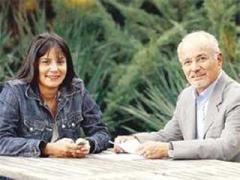 'ADD'liler türbanlıya burs vermeli'