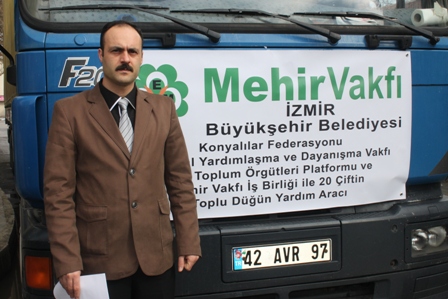 Mehir Vakfı’ndan İzmirli 20 çifte ev eşyası