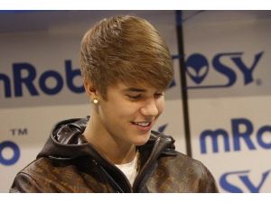 Justin Bieber Bu Kez Toronto’da Gözaltına Alındı