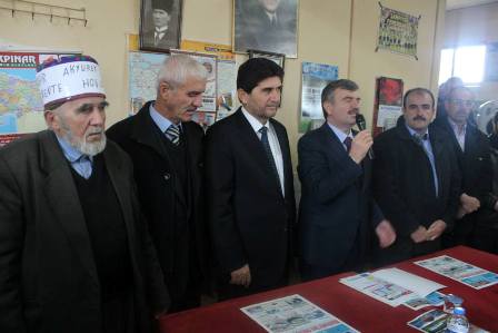 Akyürek’e sevgisini böyle gösterdi