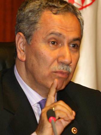 Arınç'tan Kılıçdaroğlu'nu zorlayacak istek!