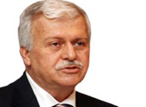 'Siyaseti sadece parti yapmaz'