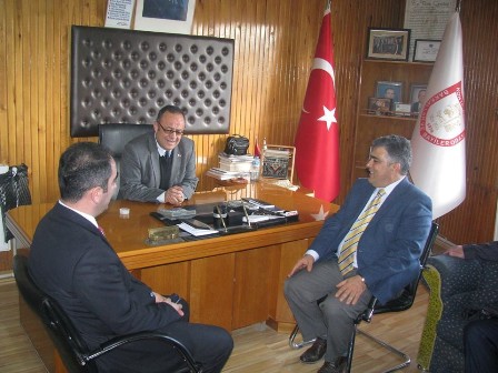 Özgüven'den, sivil toplum kuruluşlarına ziyaret