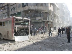 Esed kadın ve çocukları hedef aldı: 40 ölü