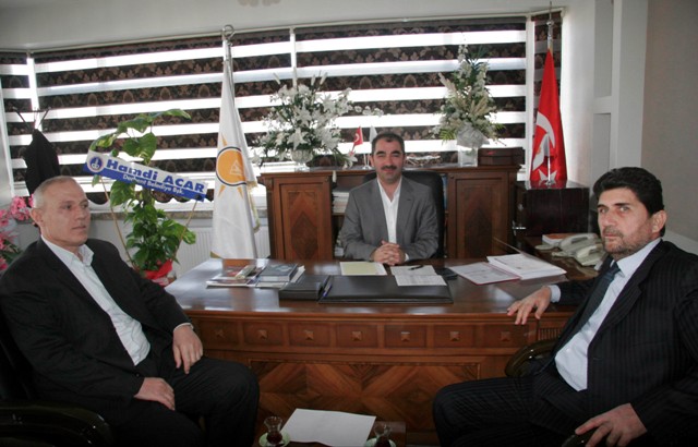 Başkan Acar’dan, AK Parti İlçe Başkanı Genç’e ziyaret
