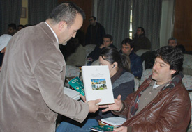 Turizm rehberlerine Meram Kitabı
