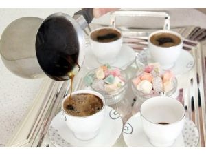 Tiryakilik 150 milyon dolarlık çay kahve ithalatı yaptırdı