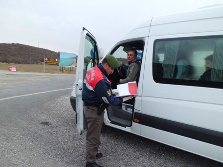 Beyşehir'de okul servis araçları denetleniyor
