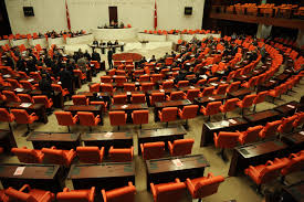 Yeni Demokratikleşme Paketi Komisyon'da