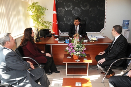Sezer,  ziyaretlerine devam ediyor