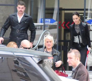 Ebru Gündeş korumaları arttırdı