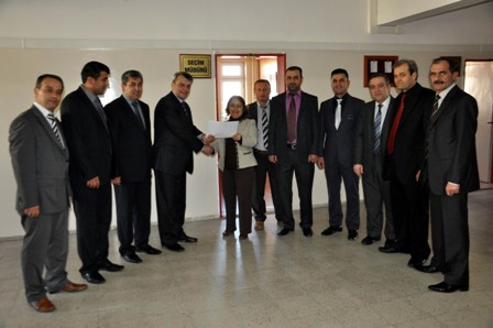 Aypar mazbatasını aldı