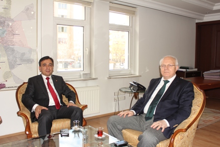 Altunel, Namal'ı ziyaret etti