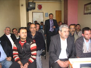 Minibüsçülere seminer verildi