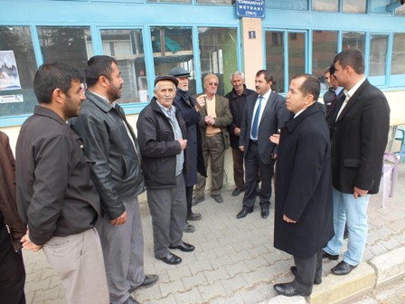 AK Parti seçim çalışmalarını sürdürüyor