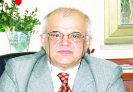 "23 Rektörün gittiği gün kaos biter"