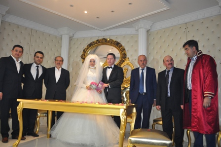 Öz ve Carı ailelerin mutlu günü