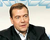 Medvedev göreve başladı