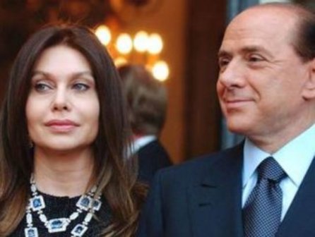 Silvio Berlusconi resmen boşandı