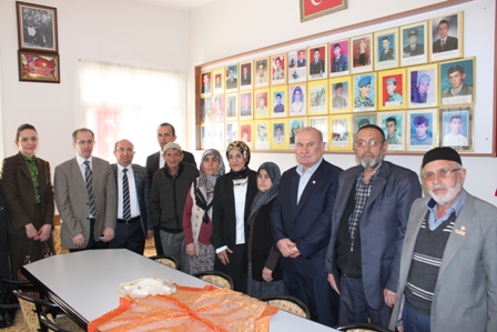 Şehit ailelerimizin yanındayız