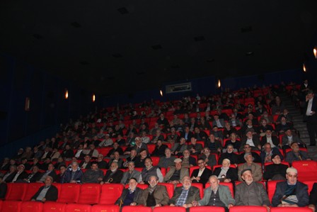 Emekliler, "Eyvah eyvah 3" filmini izledi