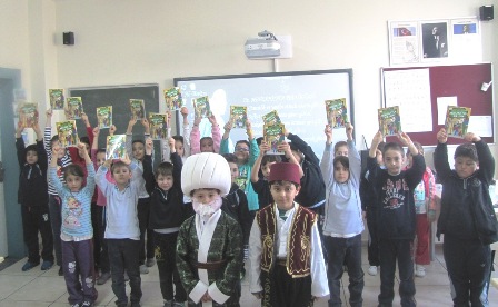 Öğrenciler atalarını tanıma peşinde