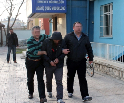 Yazar kasa hırsızları yakalandı
