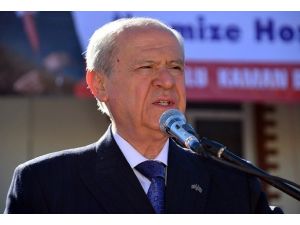Başbakan siyasi durumunu gözden geçirmeli