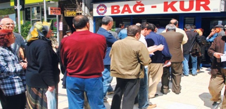 Hükümetten 5 milyon kişiye prim müjdesi!