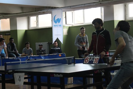 Yabancı öğrenciler masa tenisinde ter döktü