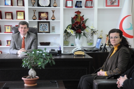 MHP’li Sezer İl Sağlık Müdürlüğü’nü ziyaret etti