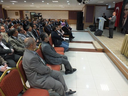 AK Parti’de seçim toplantısı