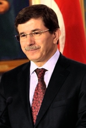 Davutoğlu gündeme ilişkin soruları yanıtladı