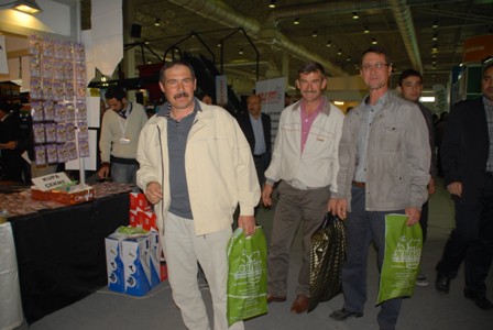 Tuzlukçulu çiftçiler  fuarı gezdi