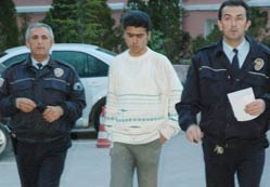 Eski öğrenciden öğretmene dayak