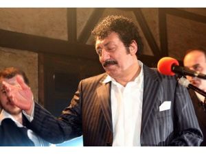 Müslüm Gürses mezarı başında anıldı