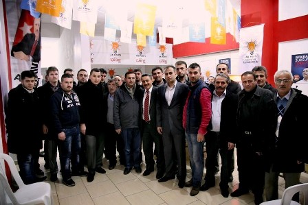 Seydişehir AK Gençlik: "Başbakanımızı yüreğimizden asla sökemezsiniz!"