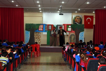 Su tasarrufu tiyatro oyunu ile anlatıldı