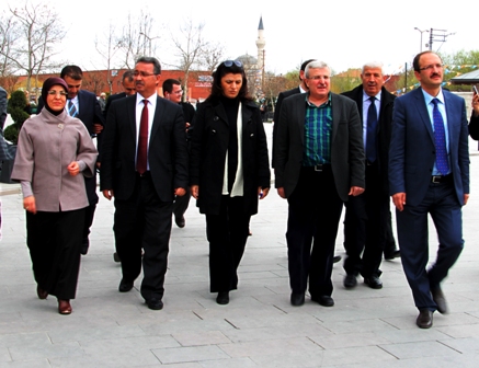 Milletvekilleri ve  Başkan adaylarından birlik, beraberlik mesajı
