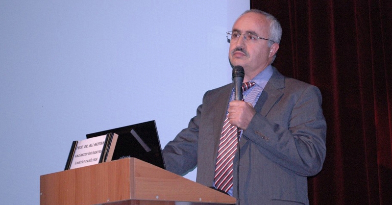 Ali Akpınar Hannover’da konferans verecek