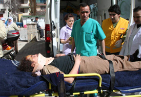 Lastik patlayınca kontrolden çıktı