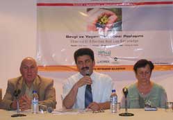 Amaç deneyimleri gençlere aktarmak