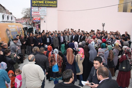 60 bin haneye mektup dağıttılar