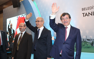 ŞUBAT AYINDA KONYA’DA AHMET DAVUTOĞLU KONUŞULDU