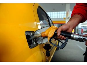 Petrol fiyatlarında düşüş devam ediyor