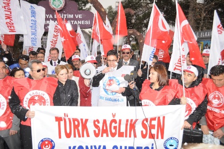 Sağlık çalışanları 14 Mart Tıp Bayramı buruk kutluyor!