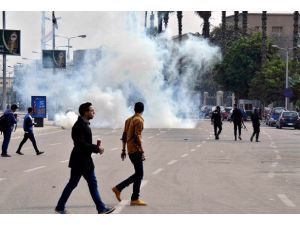 Mısır'da çok sayıda gösterici gözaltında