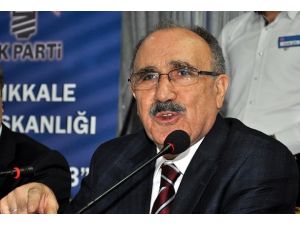 Neredeyse o diktatörü korumaya aldılar